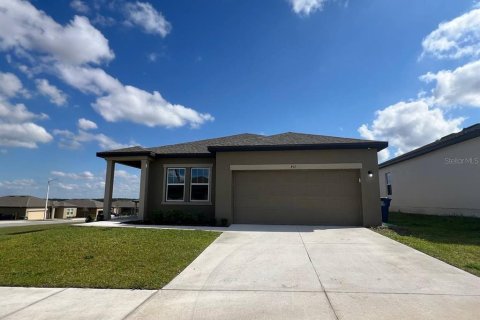 House in Lake Wales, Florida 3 bedrooms, 131.92 sq.m. № 1531722 - photo 2