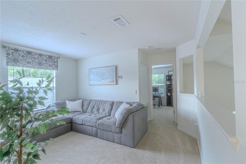 House in Casselberry, Florida 4 bedrooms, 213.77 sq.m. № 1911005 - photo 20