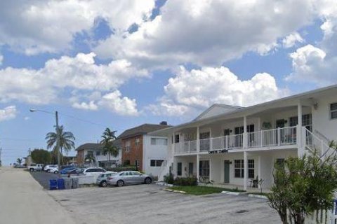 Immobilier commercial à vendre à Pompano Beach, Floride № 2036684 - photo 3