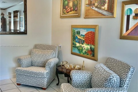 Casa en alquiler en Davie, Florida, 3 dormitorios, 124.02 m2 № 1925096 - foto 9