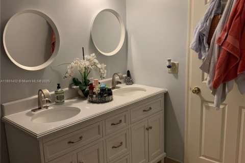 Casa en alquiler en Davie, Florida, 3 dormitorios, 124.02 m2 № 1925096 - foto 13