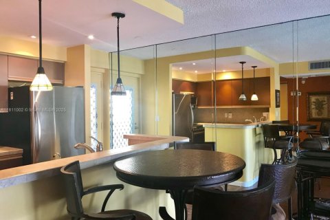 Condominio en alquiler en North Miami Beach, Florida, 1 dormitorio, 60.57 m2 № 1957578 - foto 14