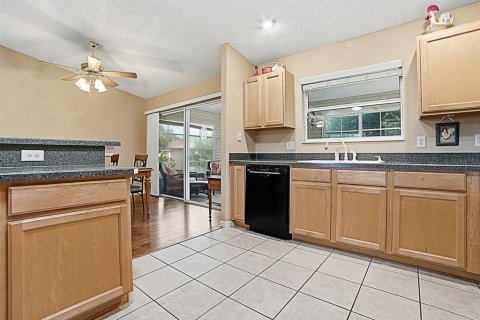 Casa en venta en Leesburg, Florida, 3 dormitorios, 128.95 m2 № 2196778 - foto 13