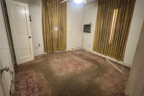 Villa ou maison à vendre à Miami, Floride: 2 chambres, 113.06 m2 № 2004957 - photo 20