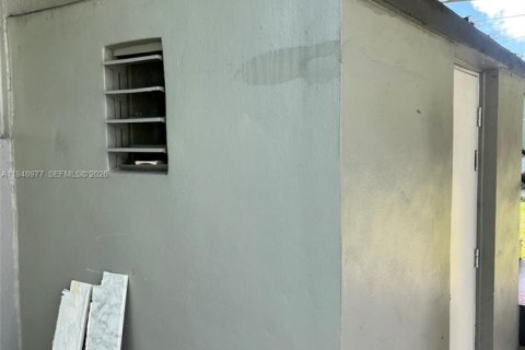 Villa ou maison à vendre à Miami, Floride: 2 chambres, 113.06 m2 № 2004957 - photo 9