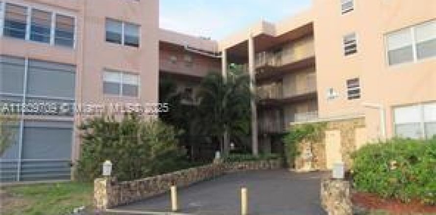 Condo à Lauderdale Lakes, Floride, 1 chambre № 1937075