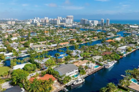 Villa ou maison à vendre à Fort Lauderdale, Floride: 5 chambres, 525.55 m2 № 991855 - photo 1