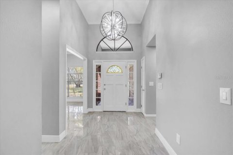 Casa en venta en Plant City, Florida, 5 dormitorios, 384.8 m2 № 1675945 - foto 7