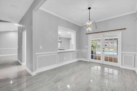 Casa en venta en Plant City, Florida, 5 dormitorios, 384.8 m2 № 1675945 - foto 8