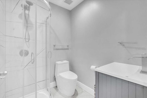 Casa en venta en Plant City, Florida, 5 dormitorios, 384.8 m2 № 1675945 - foto 22