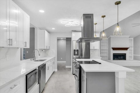 Casa en venta en Plant City, Florida, 5 dormitorios, 384.8 m2 № 1675945 - foto 15