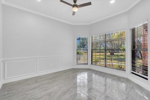 Casa en venta en Plant City, Florida, 5 dormitorios, 384.8 m2 № 1675945 - foto 10