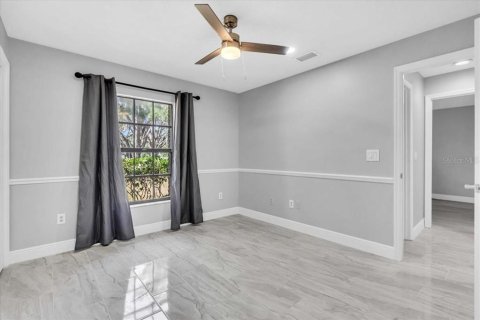 Casa en venta en Plant City, Florida, 5 dormitorios, 384.8 m2 № 1675945 - foto 23