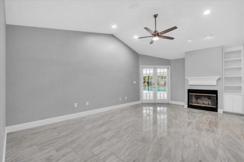 Casa en venta en Plant City, Florida, 5 dormitorios, 384.8 m2 № 1675945 - foto 27