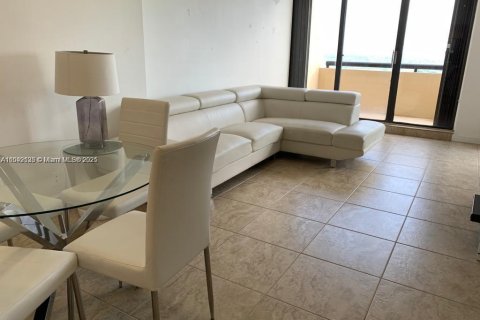 Купить кондоминиум в Майами-Бич, Флорида 2 спальни, 96.34м2, № 1986445 - фото 12