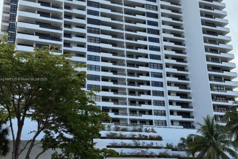 Купить кондоминиум в Майами-Бич, Флорида 2 спальни, 96.34м2, № 1986445 - фото 9