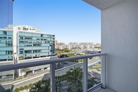 Condominio en venta en Sunny Isles Beach, Florida, 2 dormitorios, 163.51 m2 № 2027217 - foto 16