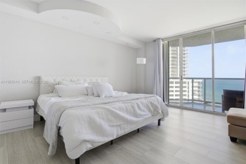 Condominio en venta en Sunny Isles Beach, Florida, 2 dormitorios, 163.51 m2 № 2027217 - foto 29