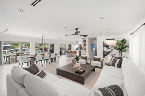 Casa en venta en Hallandale Beach, Florida, 3 dormitorios, 218.13 m2 № 1999652 - foto 4