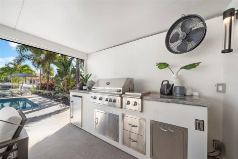 Casa en venta en Hallandale Beach, Florida, 3 dormitorios, 218.13 m2 № 1999652 - foto 26