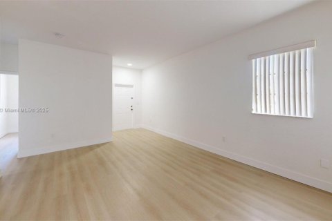 Condominio en venta en Homestead, Florida, 3 dormitorios, 110.93 m2 № 1950568 - foto 27