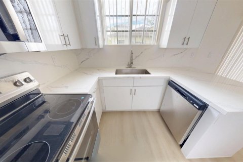 Condominio en venta en Homestead, Florida, 3 dormitorios, 110.93 m2 № 1950568 - foto 4