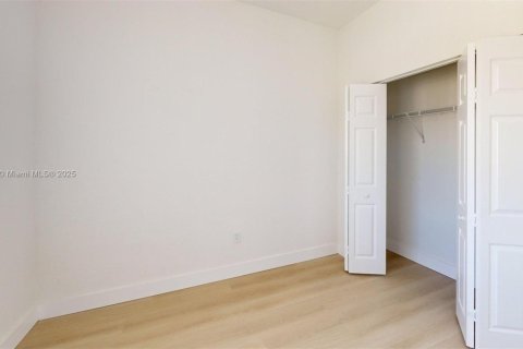 Condominio en venta en Homestead, Florida, 3 dormitorios, 110.93 m2 № 1950568 - foto 24