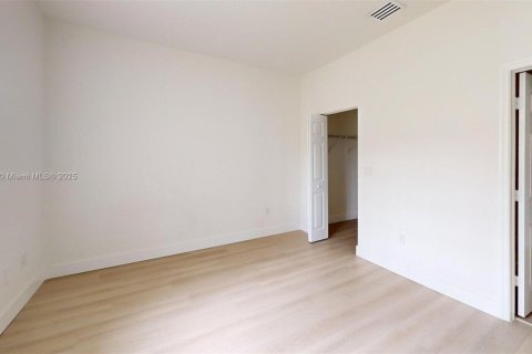 Condominio en venta en Homestead, Florida, 3 dormitorios, 110.93 m2 № 1950568 - foto 20