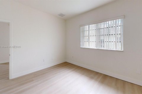 Condominio en venta en Homestead, Florida, 3 dormitorios, 110.93 m2 № 1950568 - foto 23