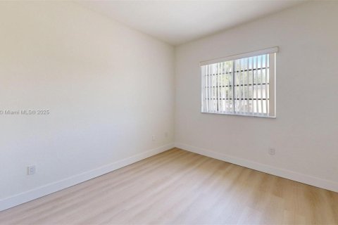 Condominio en venta en Homestead, Florida, 3 dormitorios, 110.93 m2 № 1950568 - foto 22