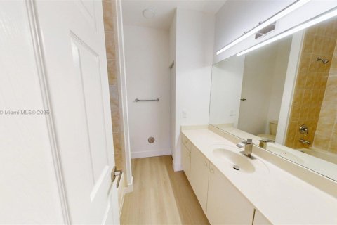Condominio en venta en Homestead, Florida, 3 dormitorios, 110.93 m2 № 1950568 - foto 9