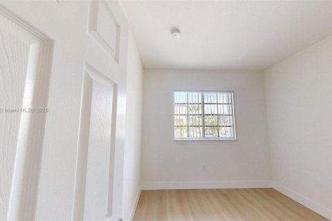 Condominio en venta en Homestead, Florida, 3 dormitorios, 110.93 m2 № 1950568 - foto 14