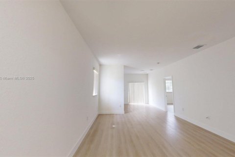 Condominio en venta en Homestead, Florida, 3 dormitorios, 110.93 m2 № 1950568 - foto 16