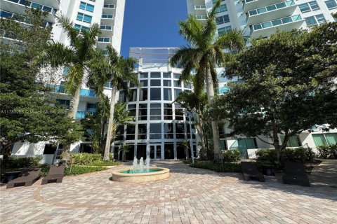 Condo in Sunrise, Florida, 2 bedrooms  № 1959382 - photo 20