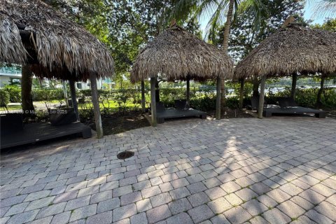 Condo in Sunrise, Florida, 2 bedrooms  № 1959382 - photo 23