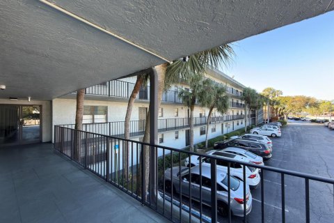 Copropriété à louer à Boca Raton, Floride: 2 chambres, 83.61 m2 № 2191937 - photo 11