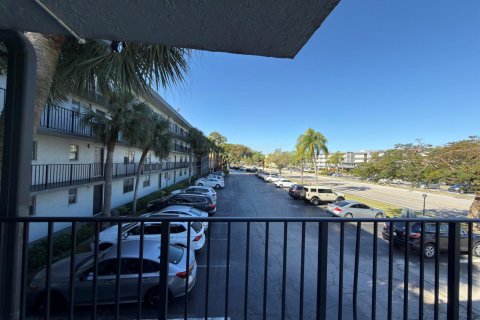 Copropriété à louer à Boca Raton, Floride: 2 chambres, 83.61 m2 № 2191937 - photo 12