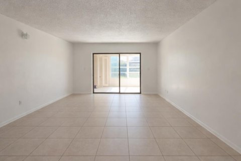 Copropriété à louer à Boca Raton, Floride: 2 chambres, 83.61 m2 № 2191937 - photo 20
