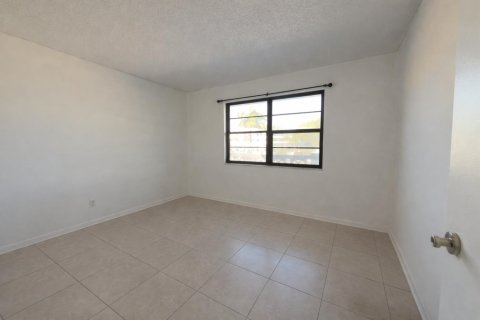 Copropriété à louer à Boca Raton, Floride: 2 chambres, 83.61 m2 № 2191937 - photo 18