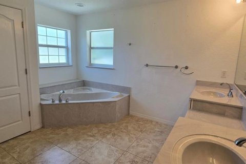 Casa en alquiler en Ocala, Florida, 4 dormitorios, 244.98 m2 № 1837796 - foto 12