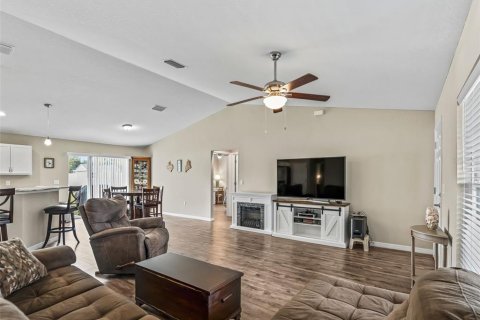 Casa en venta en Summerfield, Florida, 3 dormitorios, 143.91 m2 № 2386687 - foto 8