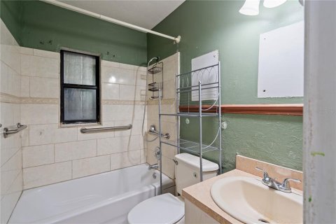 Casa en venta en Gainesville, Florida, 2 dormitorios, 153.1 m2 № 2237892 - foto 13
