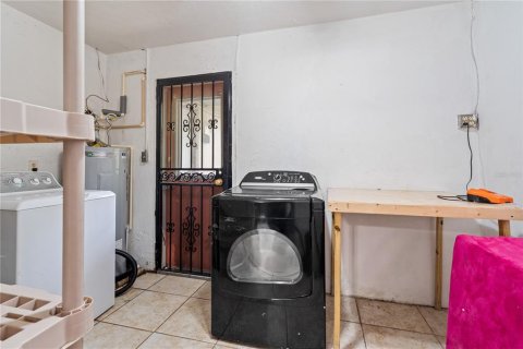 Casa en venta en Gainesville, Florida, 2 dormitorios, 153.1 m2 № 2237892 - foto 9