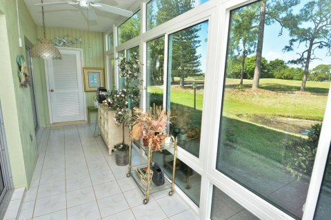 Condo in Stuart, Florida, 2 bedrooms № 2185202 - photo 28