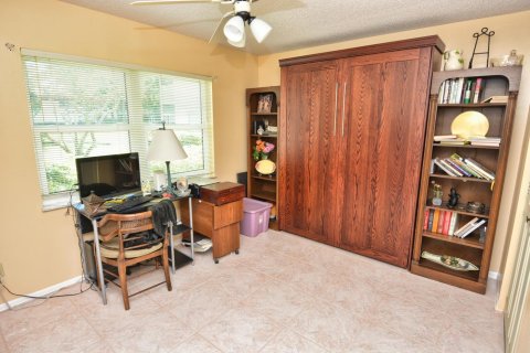 Condo in Stuart, Florida, 2 bedrooms № 2185202 - photo 18