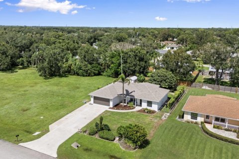 House in St. Lucie, Florida 3 bedrooms, 129.23 sq.m. № 2389919 - photo 25