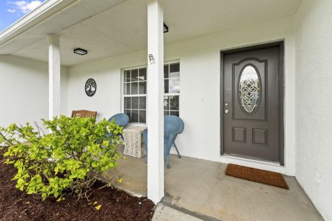 House in St. Lucie, Florida 3 bedrooms, 129.23 sq.m. № 2389919 - photo 4