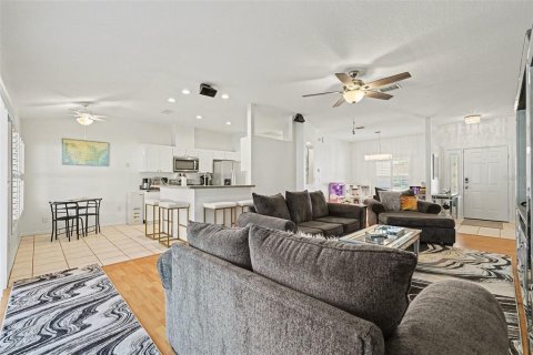 Villa ou maison à vendre à Seffner, Floride: 3 chambres, 157 m2 № 2201300 - photo 7