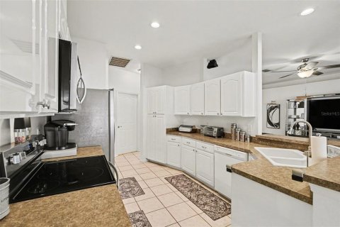 Villa ou maison à vendre à Seffner, Floride: 3 chambres, 157 m2 № 2201300 - photo 12