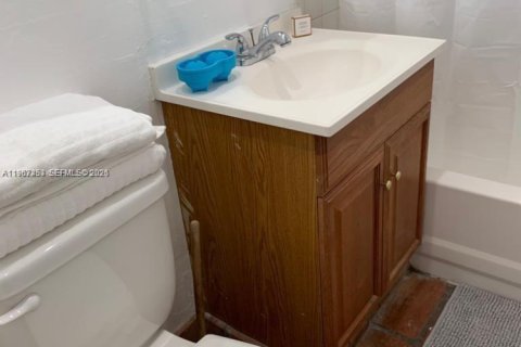 Copropriété à louer à Miami, Floride: 1 chambre, 49.7 m2 № 2029678 - photo 14